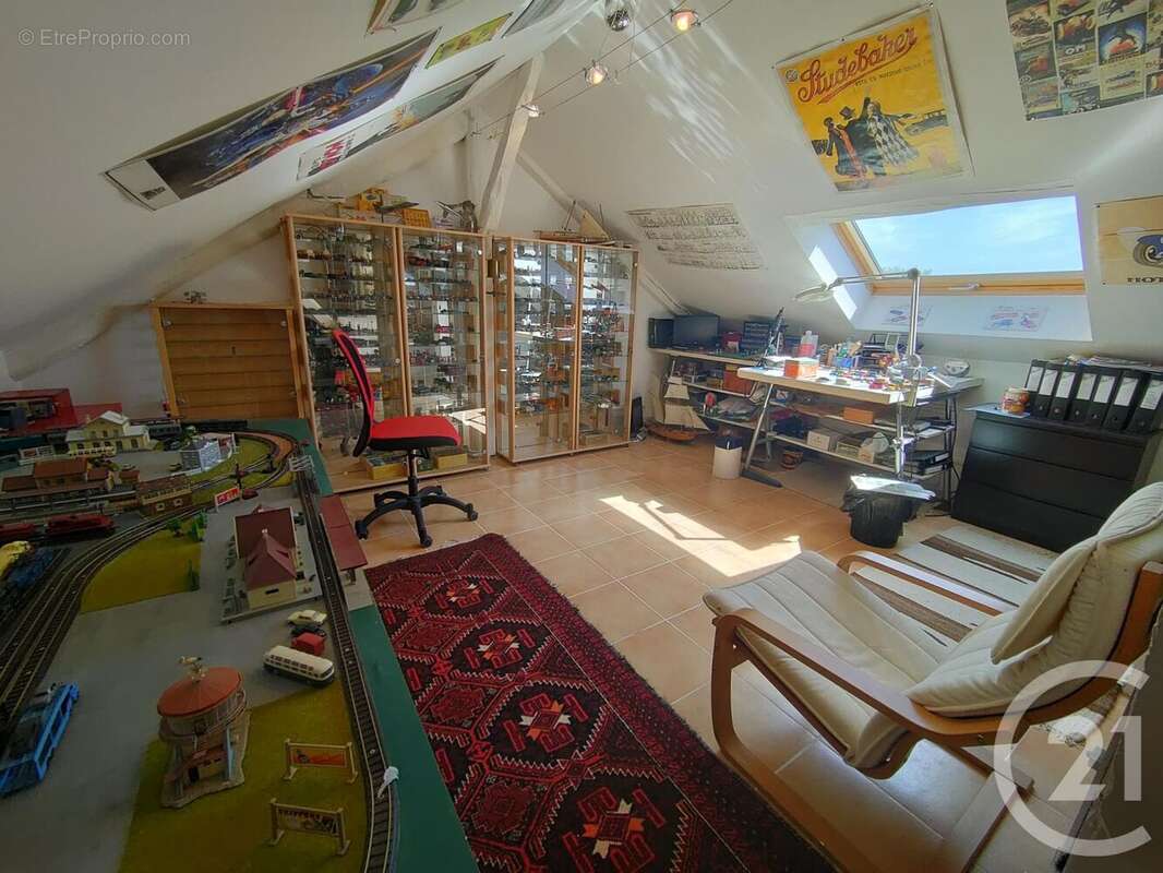 Maison à COSNE-COURS-SUR-LOIRE