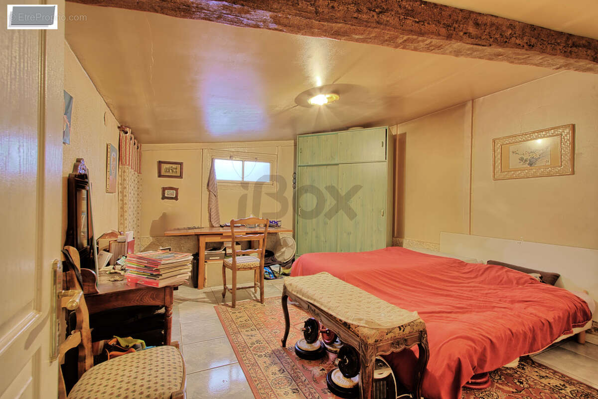 Maison à CARQUEIRANNE