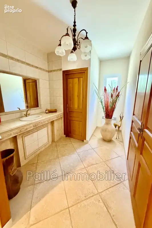 Maison 9 pièces 315 m² à vendre à Soulac-Sur-Mer (33780) - photo 4