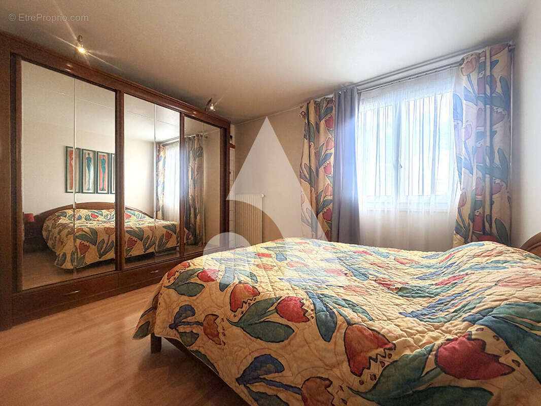 Appartement à EPINAY-SUR-SEINE