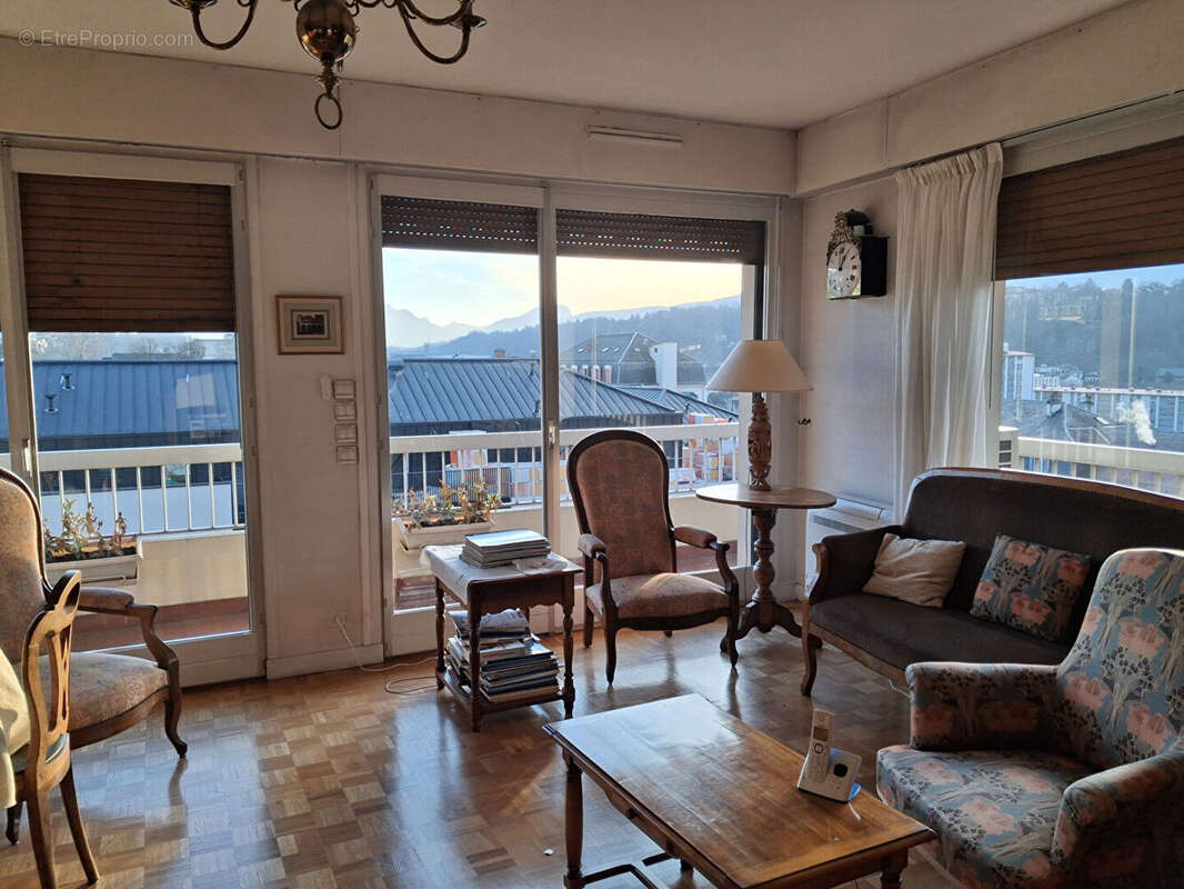 Appartement à AIX-LES-BAINS