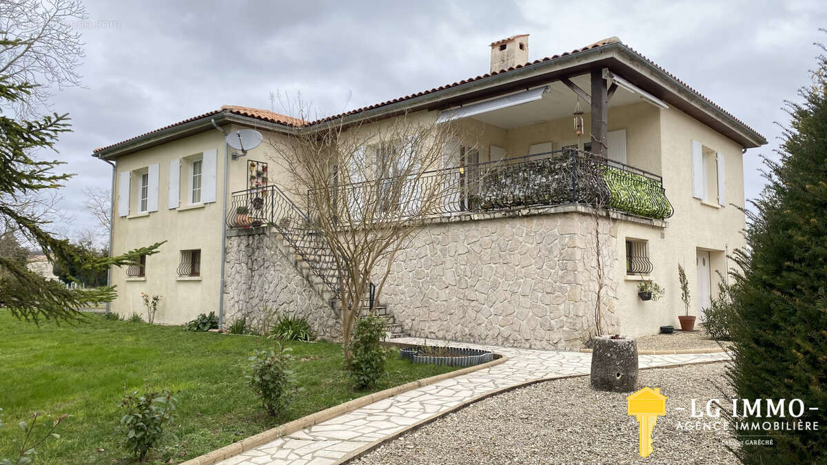 Maison à SAINT-FORT-SUR-GIRONDE