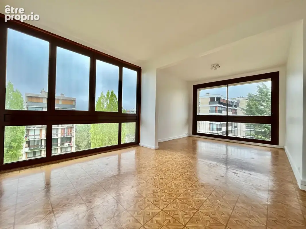 Photo Appartement à Fontenay-Le-Fleury au prix de 189 500€