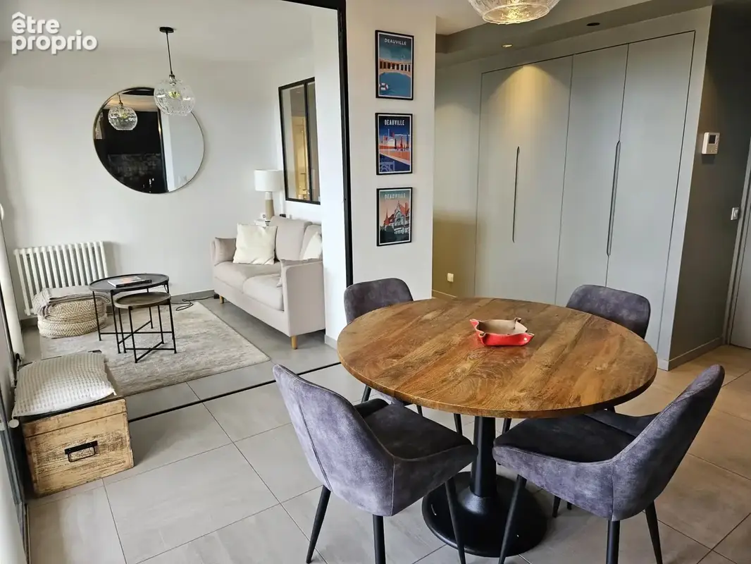 Rare à deauville / tourgéville – appartement 3 pièces rénové en 1ère ligne mer avec jardin privatif et vue mer - photo 3