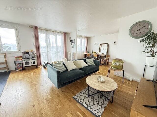 Appartement à MAISONS-ALFORT