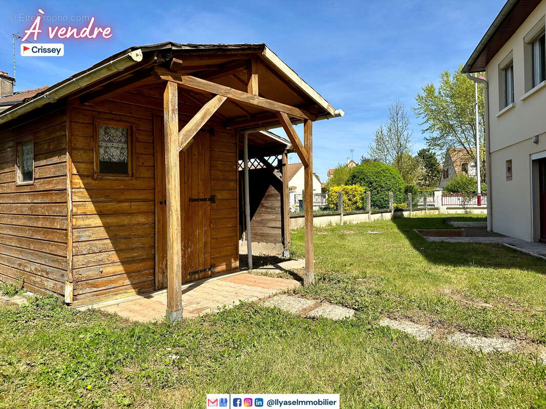 Maison 126 m2  3 ch  640 m2 - photo 4