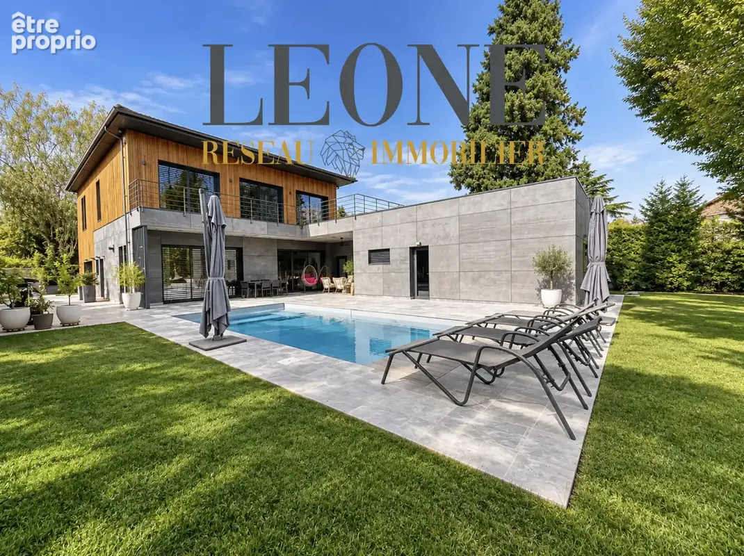 Maison d’architecte   273 m2   piscine chauffée   terrain 1 026 m2   prestations haut de gamme - photo 1