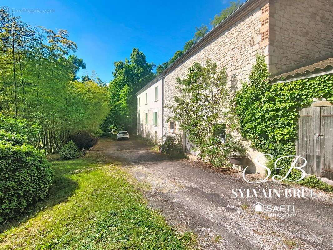 Photo 2 - Maison à LAUZERTE