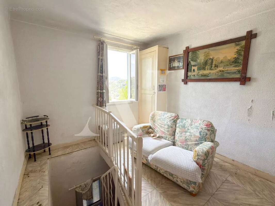 Maison à VALLAURIS