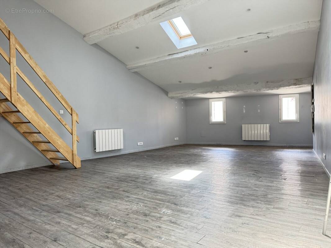 Appartement à SAINTES