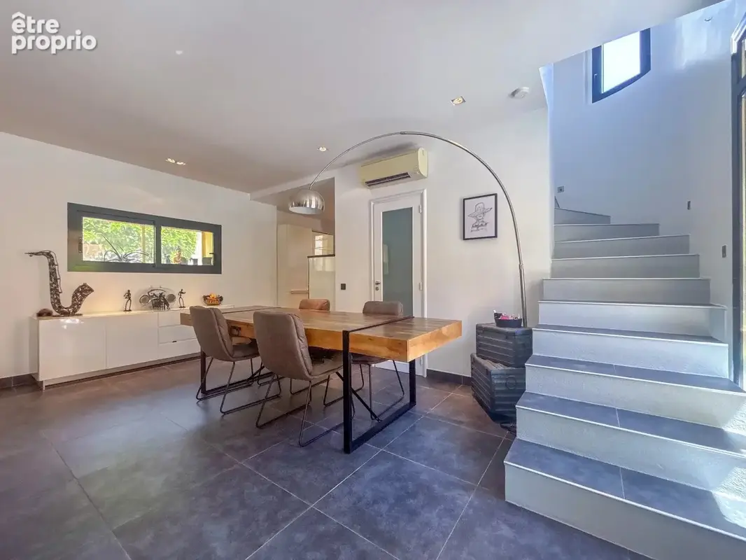 Maison rénovée dans le village de Saint-Jean-Cap-Ferrat - photo 10