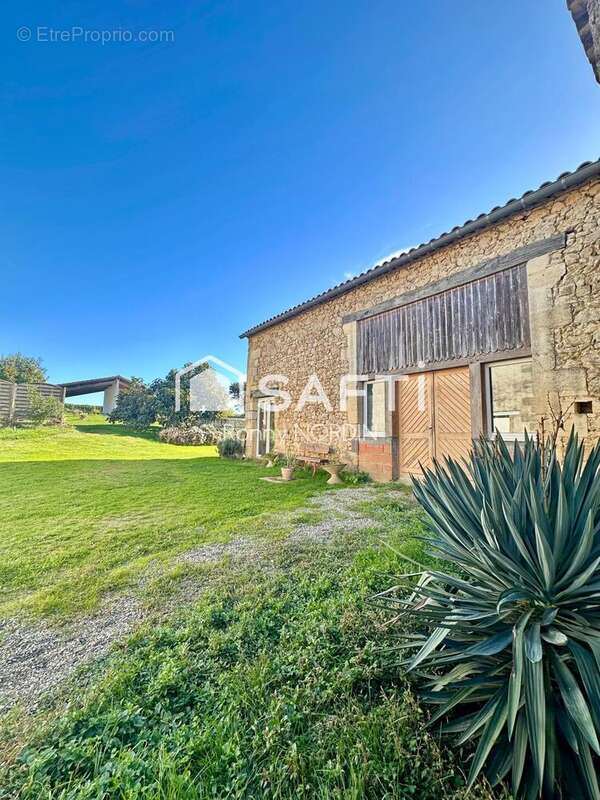 Photo 3 - Maison à PUJOLS