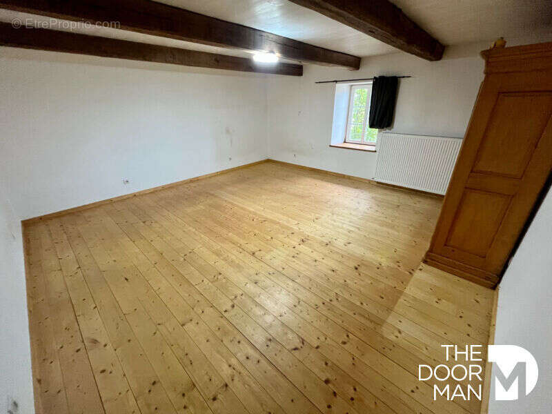 Maison à PARNOY-EN-BASSIGNY