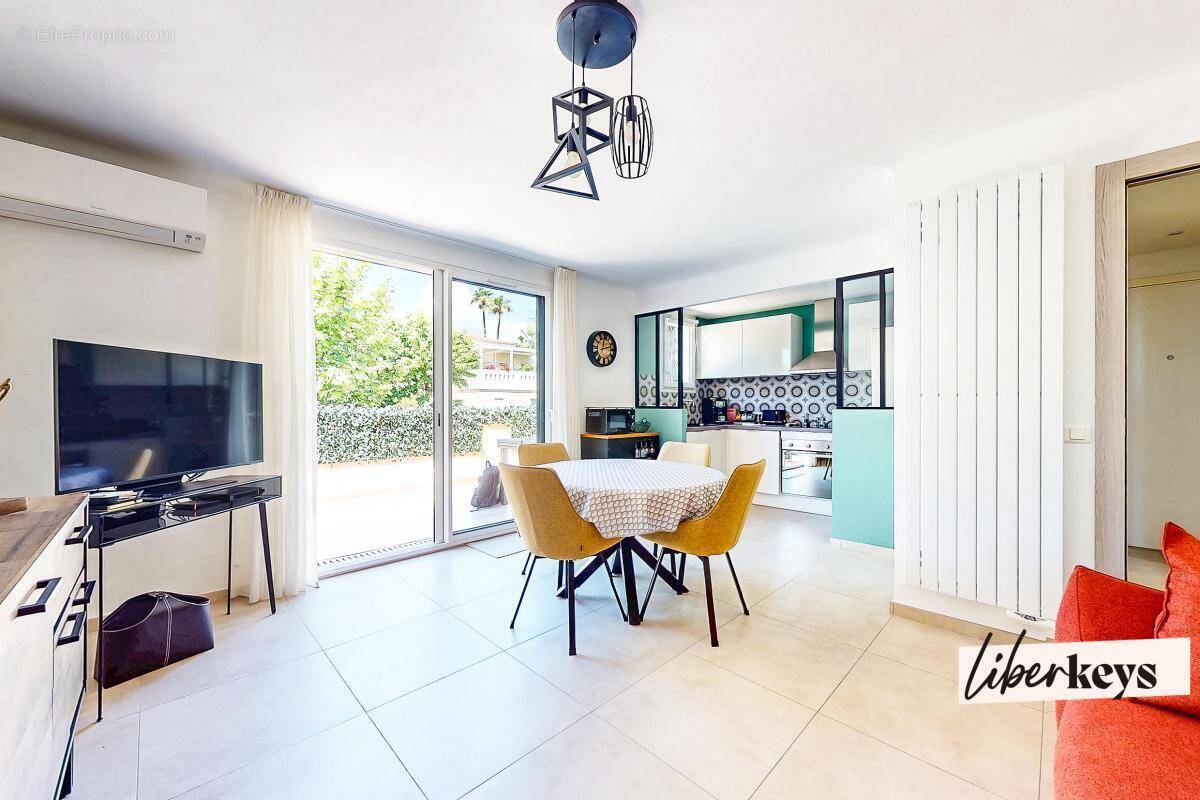 Appartement à CANNES
