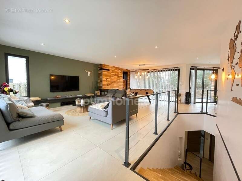 Cazaux (33260) – maison contemporaine – 5 suites parentales – piscine – propriété du canal – sans vis-à-vis – garage - photo 6