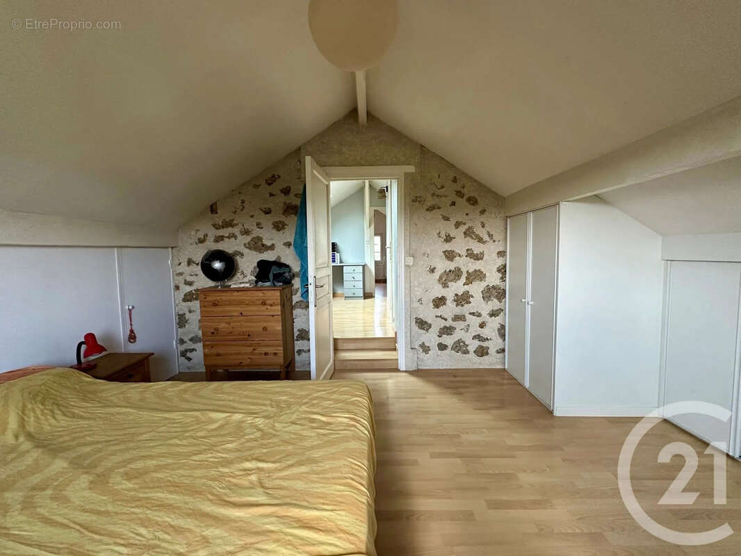 Maison à THORIGNY-SUR-MARNE