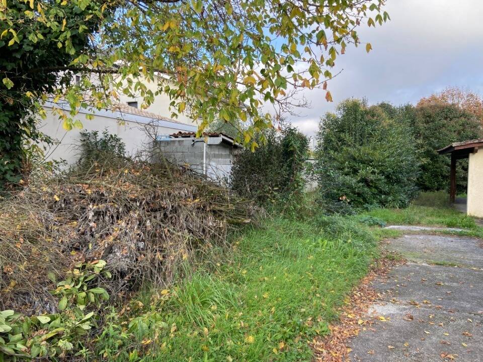 Terrain à MERIGNAC
