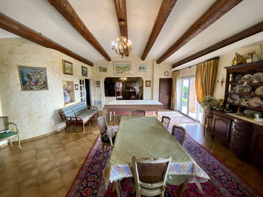 Maison à SAINT-JEANNET