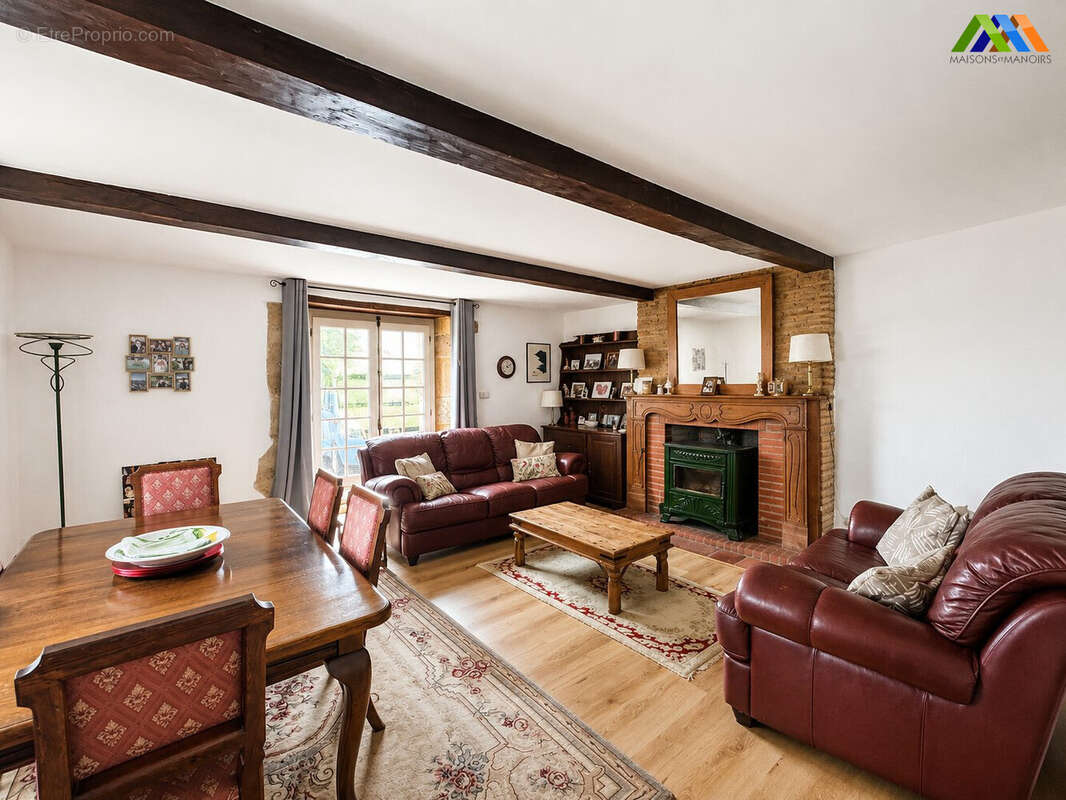 Maison 152 m² à Villecomtal-Sur-Arros  - photo 5