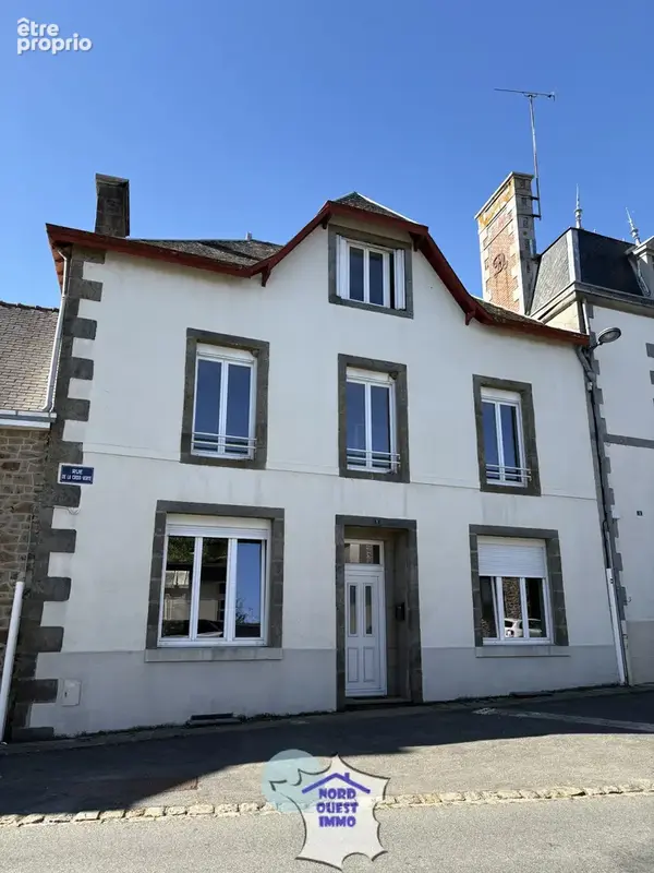 Photo Maison à Ambrieres-Les-Vallees au prix de 99 900€