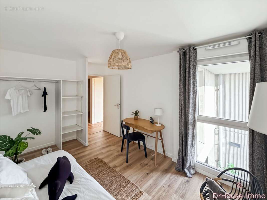 Appartement 76 m² à Merignac  - photo 19