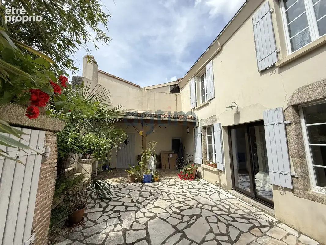 Maison de bourg, 5 chambres, garage, jardin, grande cour, terrain 315m2 - photo 21