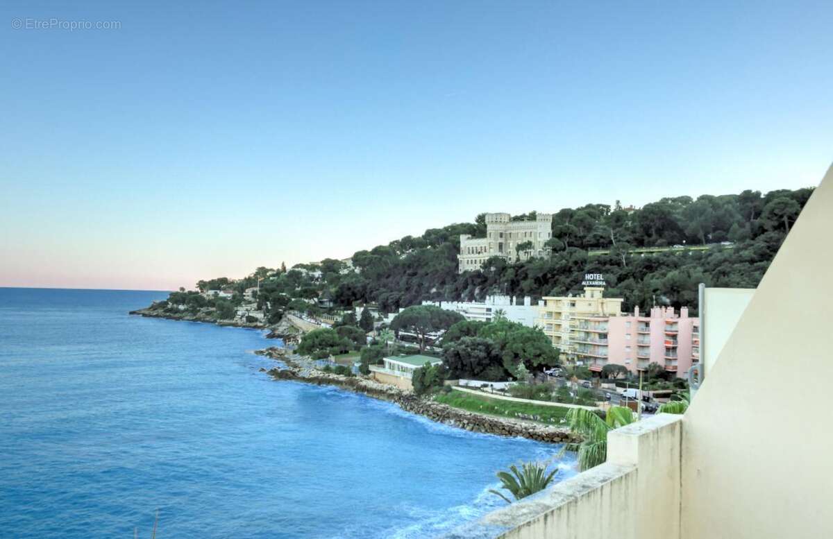 Appartement à ROQUEBRUNE-CAP-MARTIN
