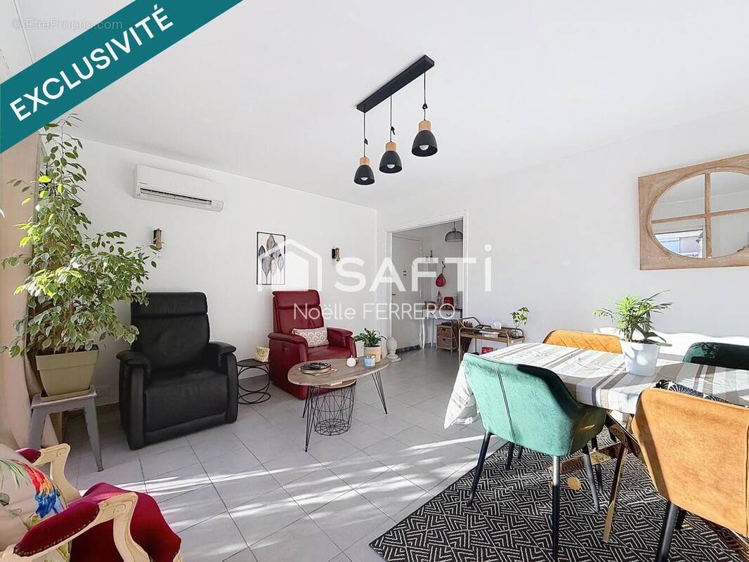 Photo 1 - Appartement à FREJUS