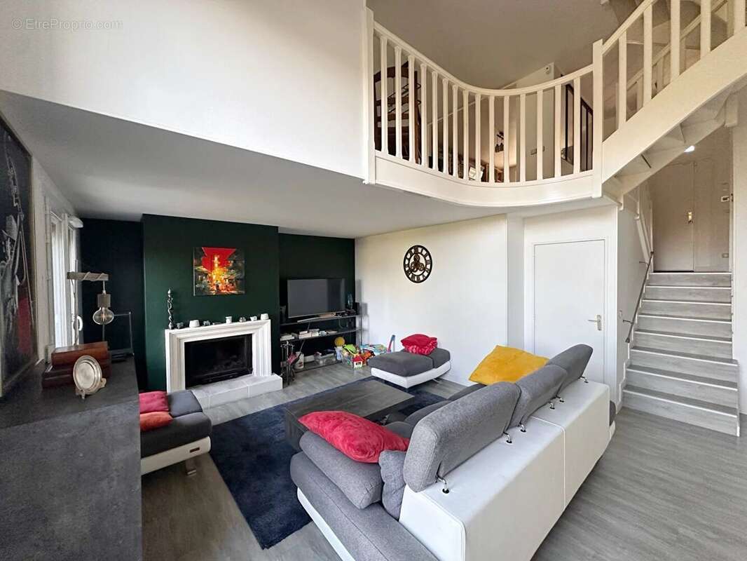 Maison à MONTMORENCY