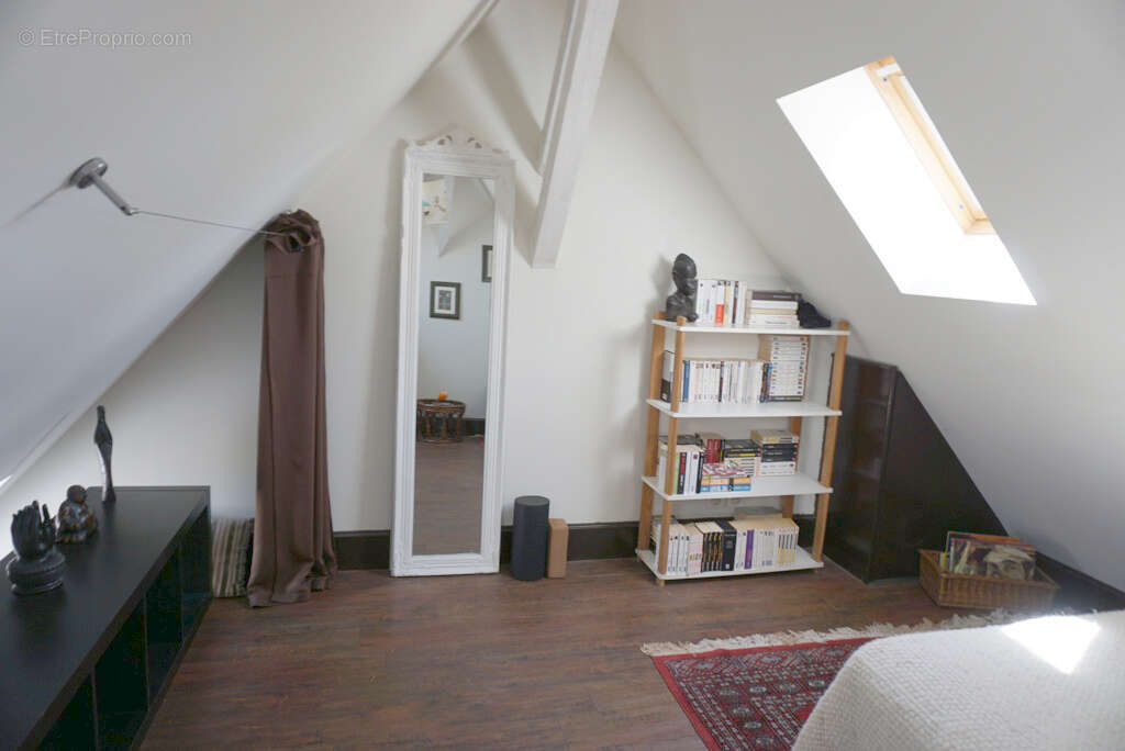 Maison à CHAROLLES