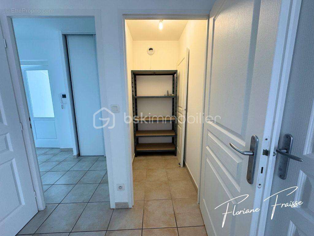 Appartement T4 de 84 m² – Terrasse – 3 Chambres – Place parking privative – Garage 30 m² en option - photo 15