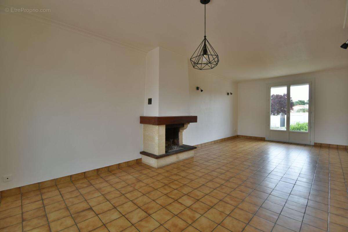 Maison 89 m² à Cholet  - photo 3