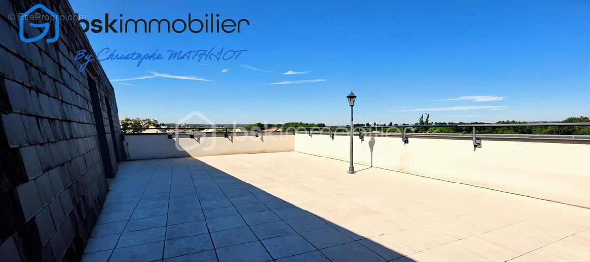 Appartement à VERNEUIL-SUR-SEINE