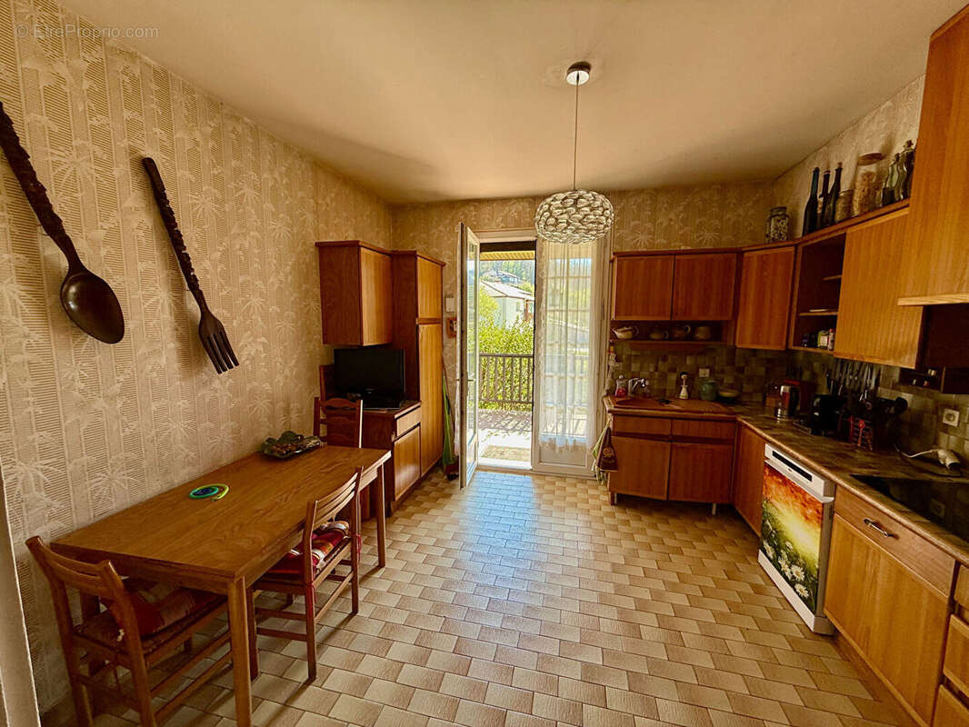 Maison à PUJOLS