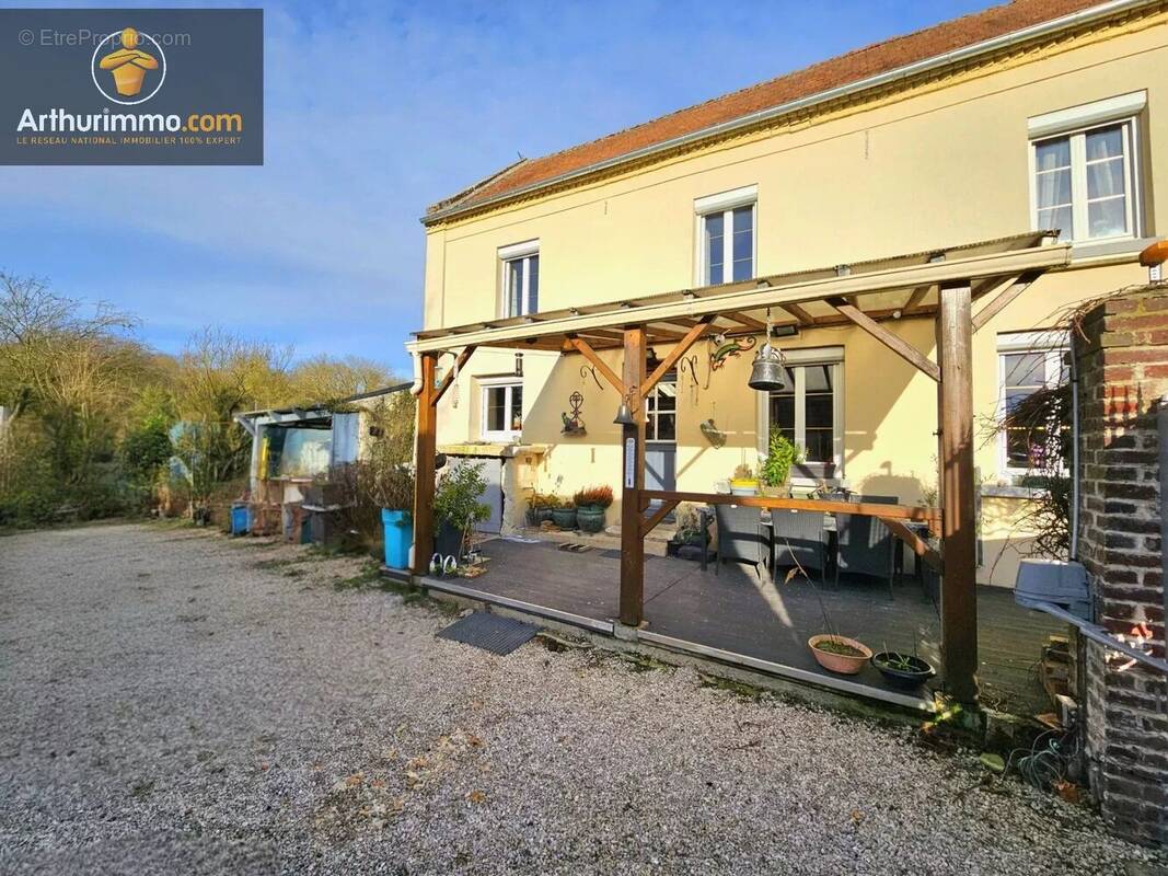 Maison à CERNOY
