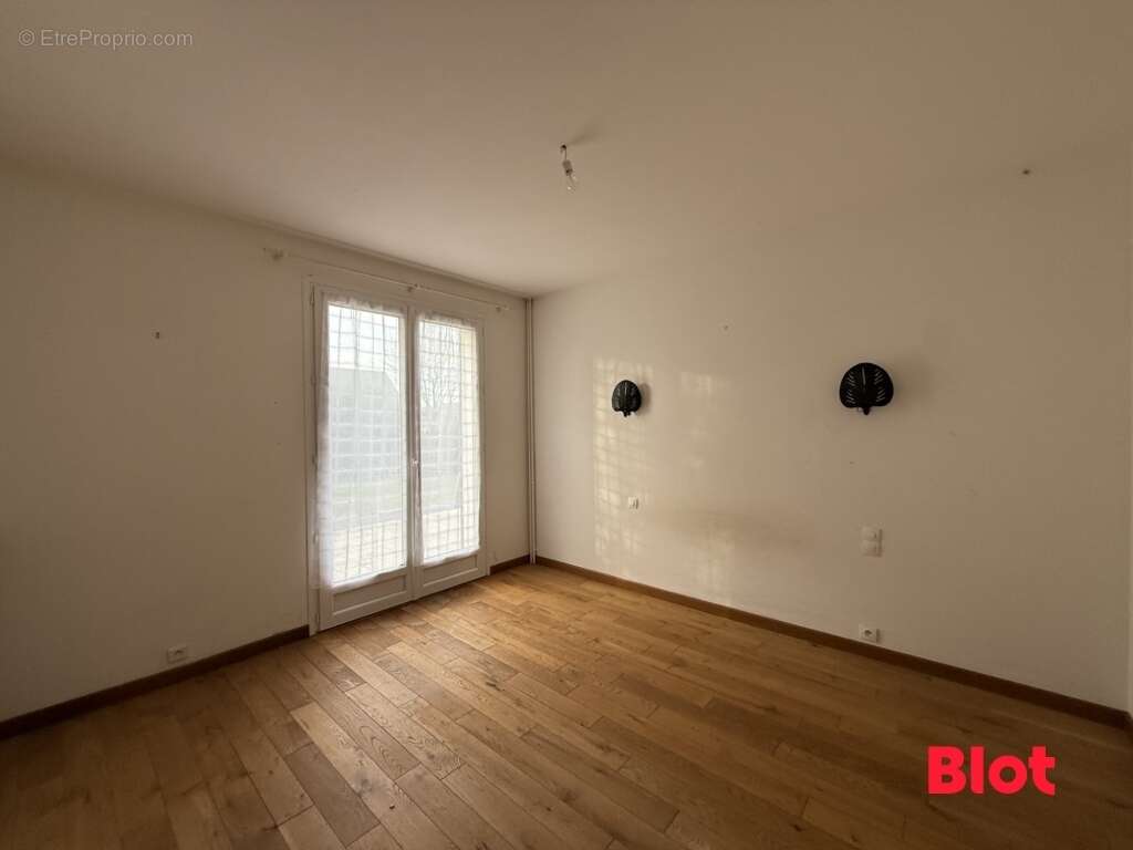 Maison à JANZE
