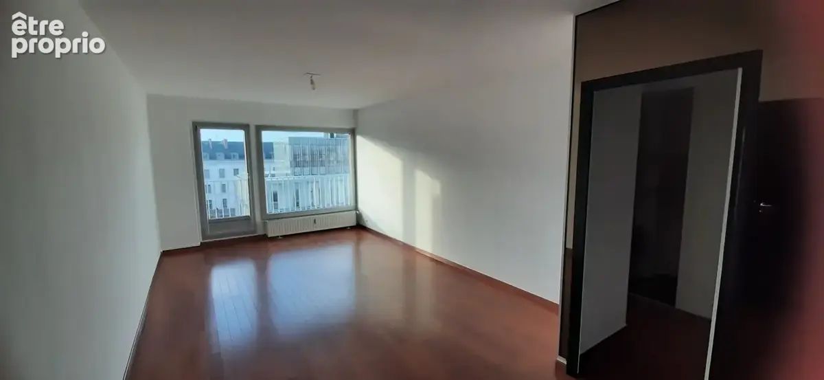 Appartement 6 pièces 135 m² à vendre à Reims (51100) - photo 2