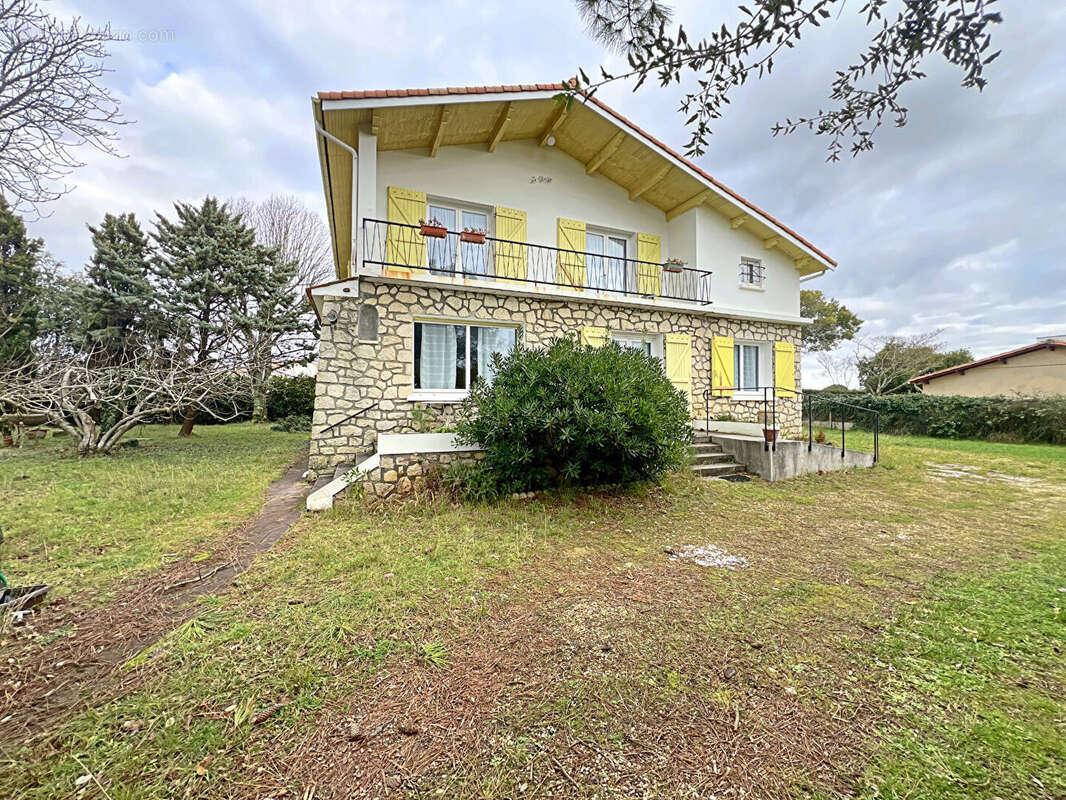 Maison à SAINT-PALAIS-SUR-MER