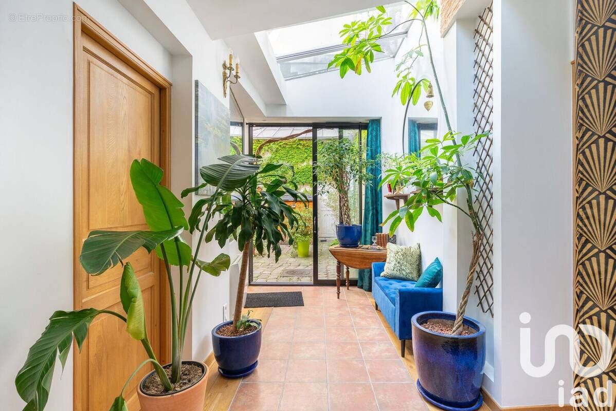 Photo 1 - Maison à PARIS-19E