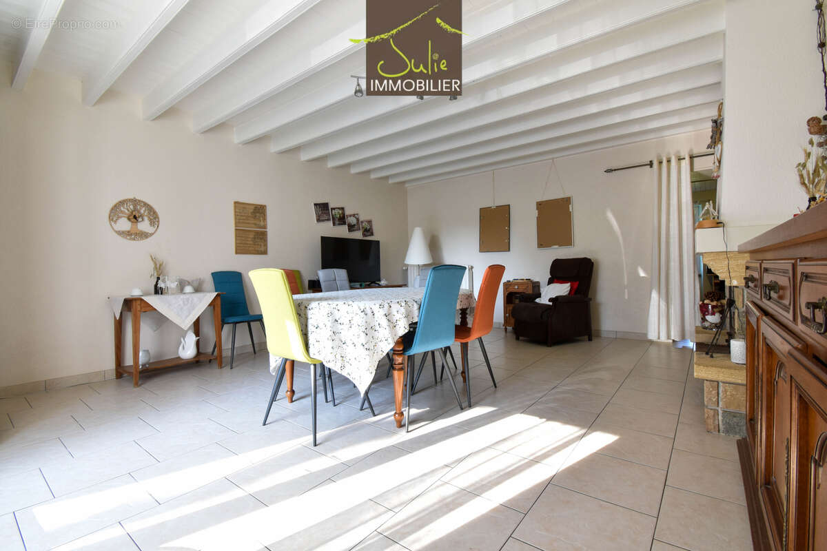 Maison à SAINT-ANDRE-SUR-SEVRE