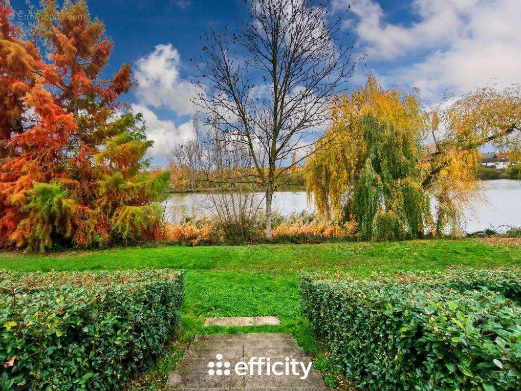 Maison à EMERAINVILLE