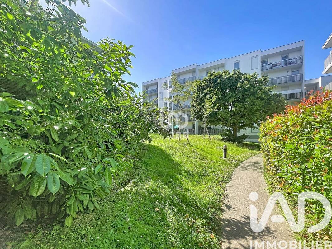 Photo 1 - Appartement à SEVRES