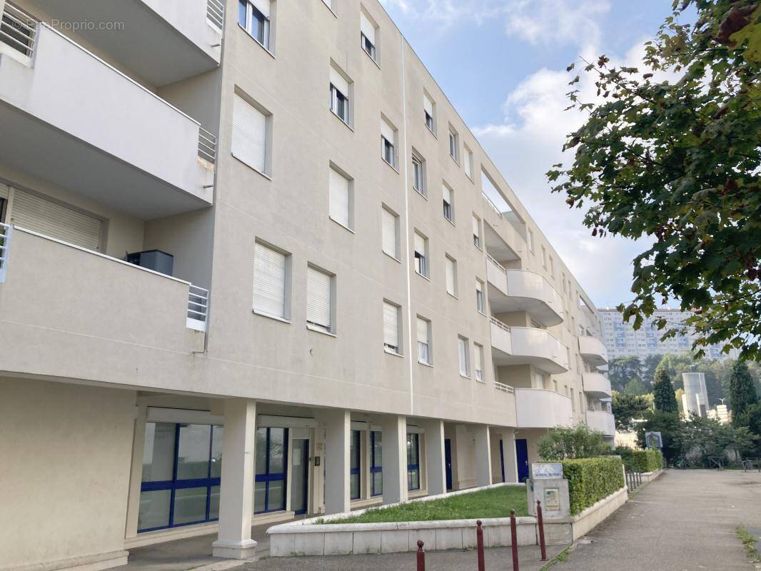 Appartement à LYON-9E