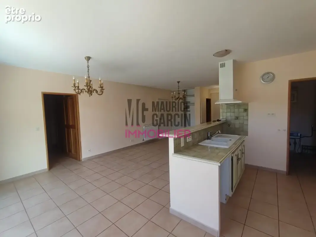 Appartement 81 m² à Pernes-Les-Fontaines  - photo 2