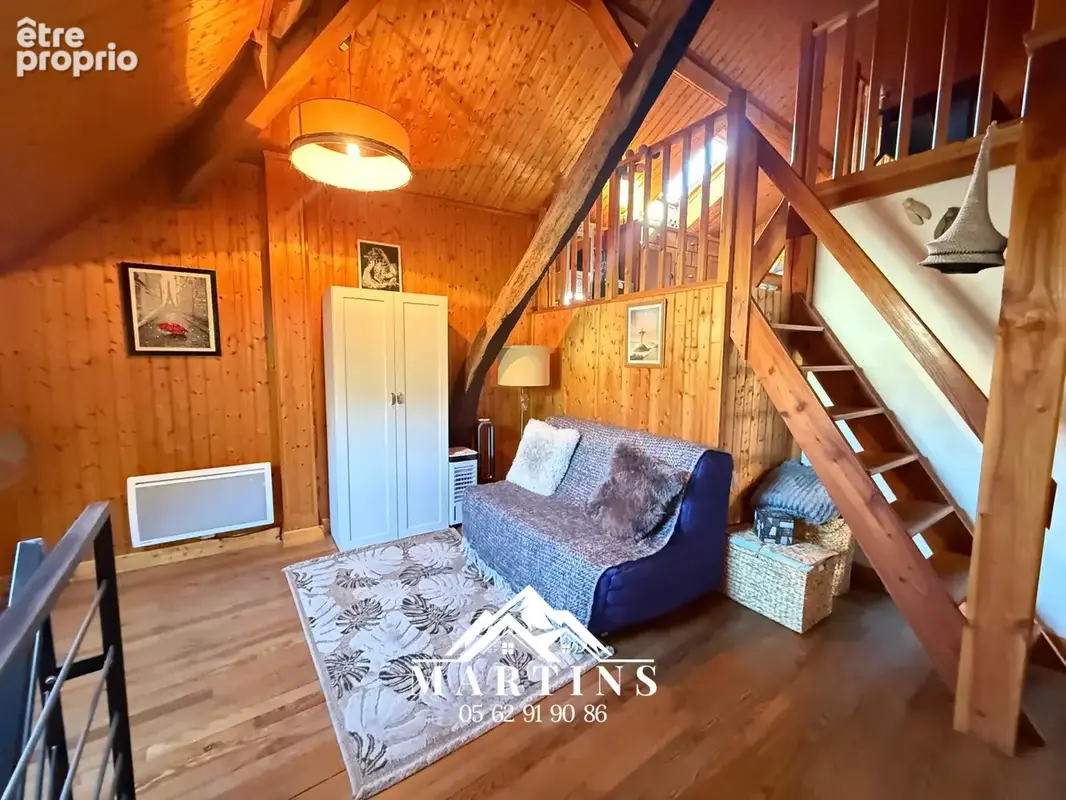 ARGELES-GAZOST - Centre-ville, maison de 77m2 sur 3 niveaux. - photo 9