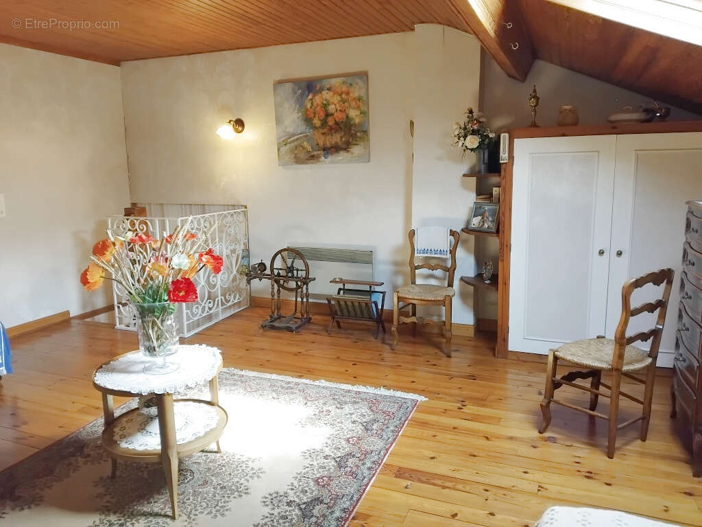 Appartement à HYERES