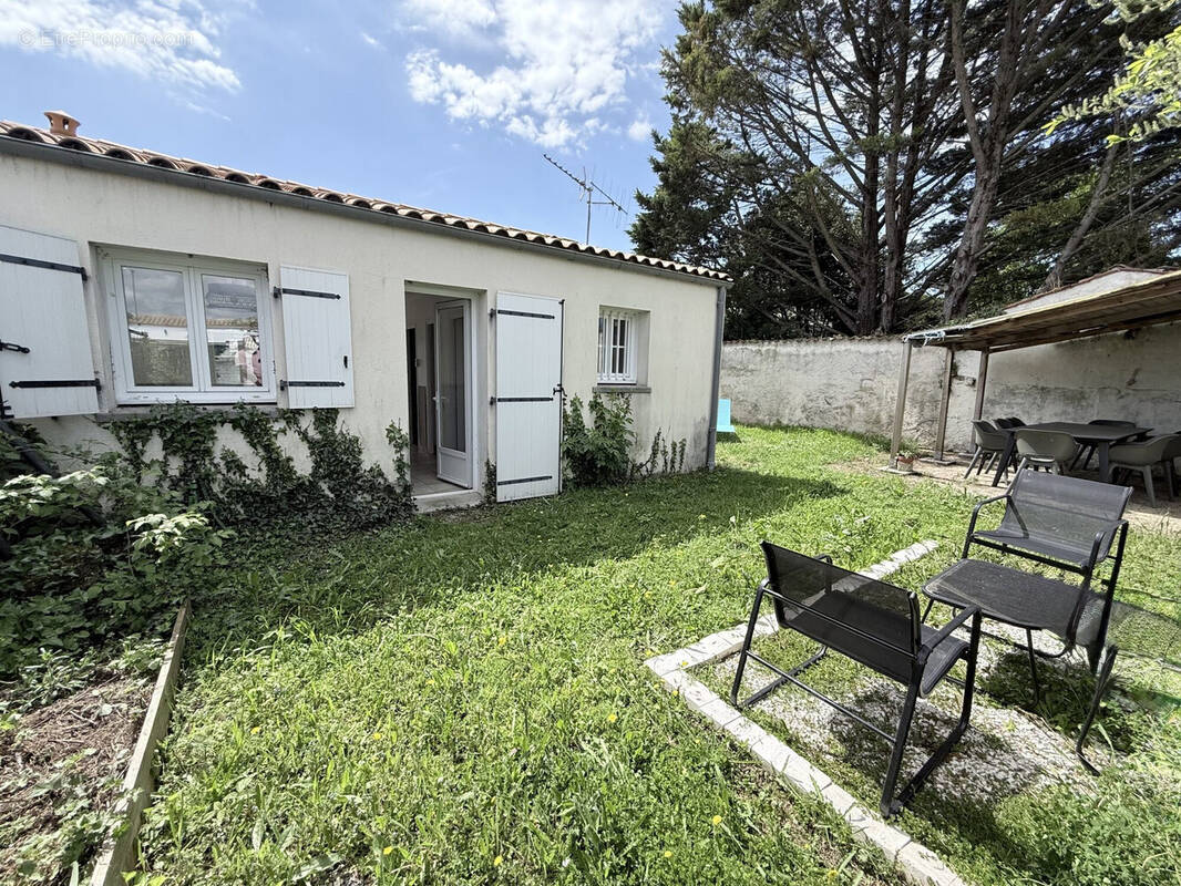 Maison à CLAVETTE