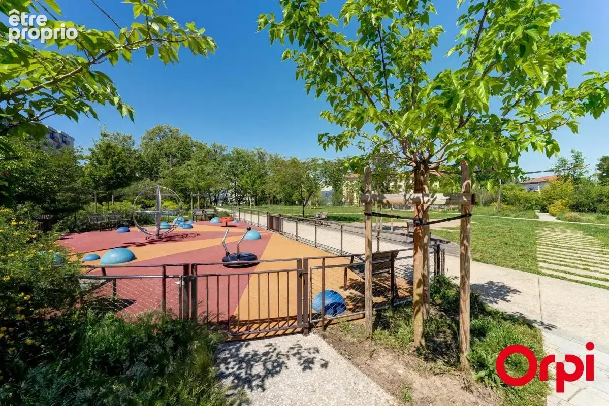 T3 de 96,63 m² - Vue dégagée - photo 15