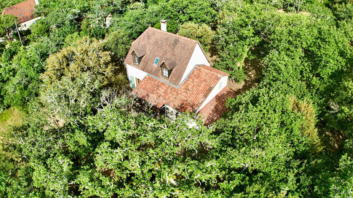 Maison 120m² - terrain 7315 avec vue - photo 12