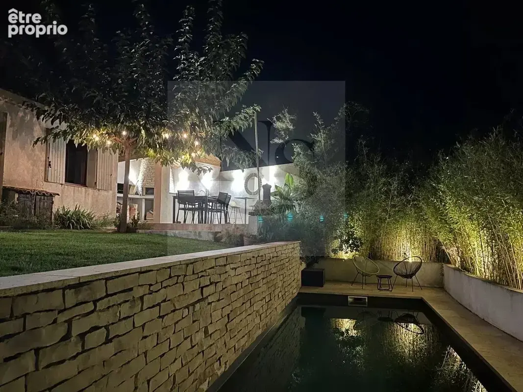 Guilles, à pied du village : maison familiale avec piscine et vue sans vis-à-vis - photo 23